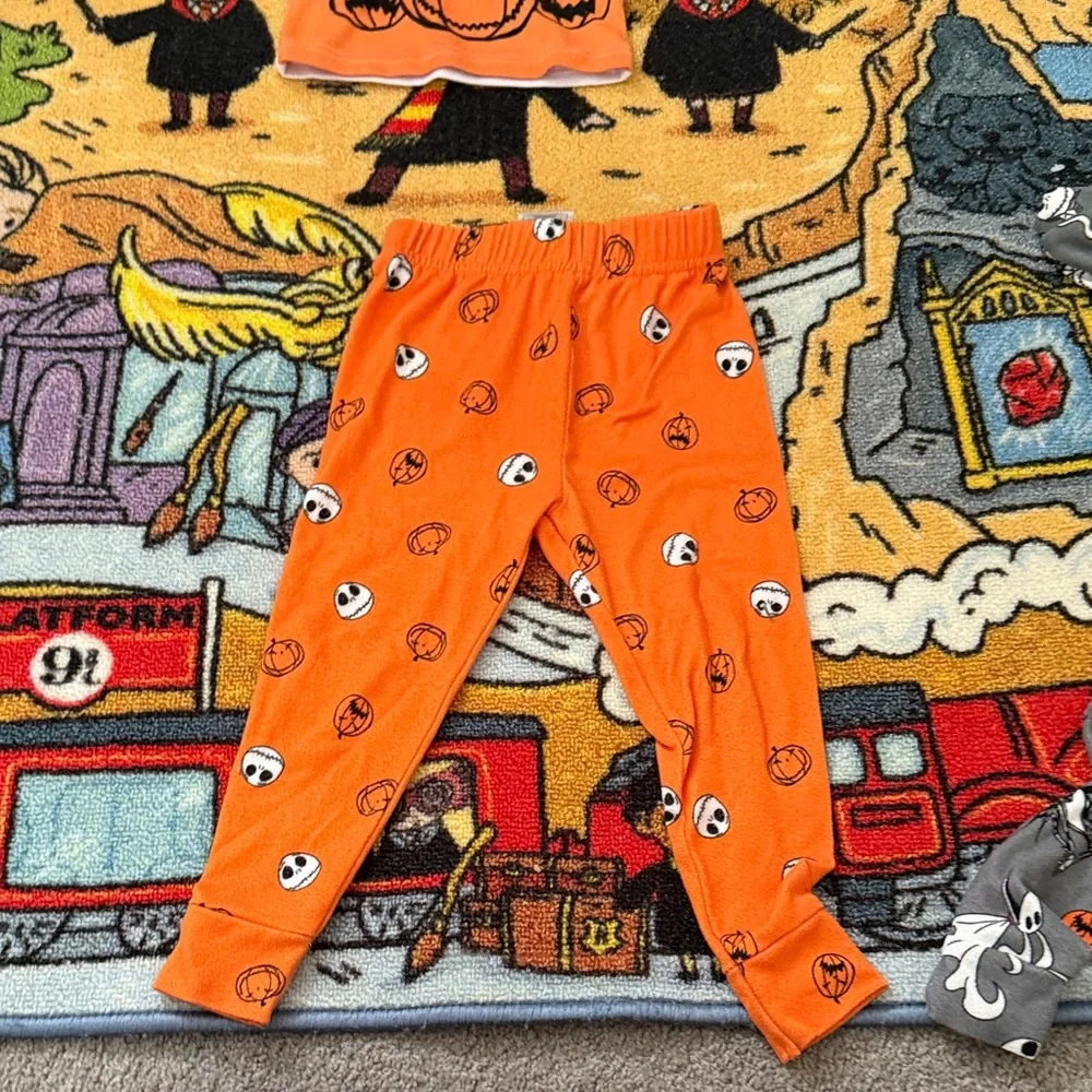Kids Halloween Themed Two Piece Set - Picture 5 of 7